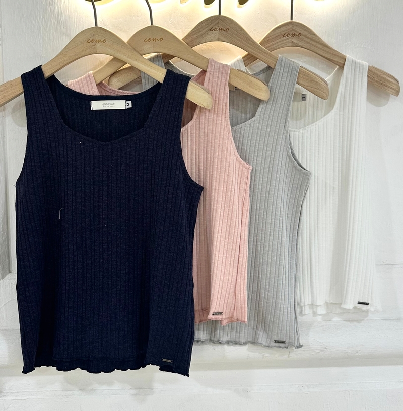V0560 Vest