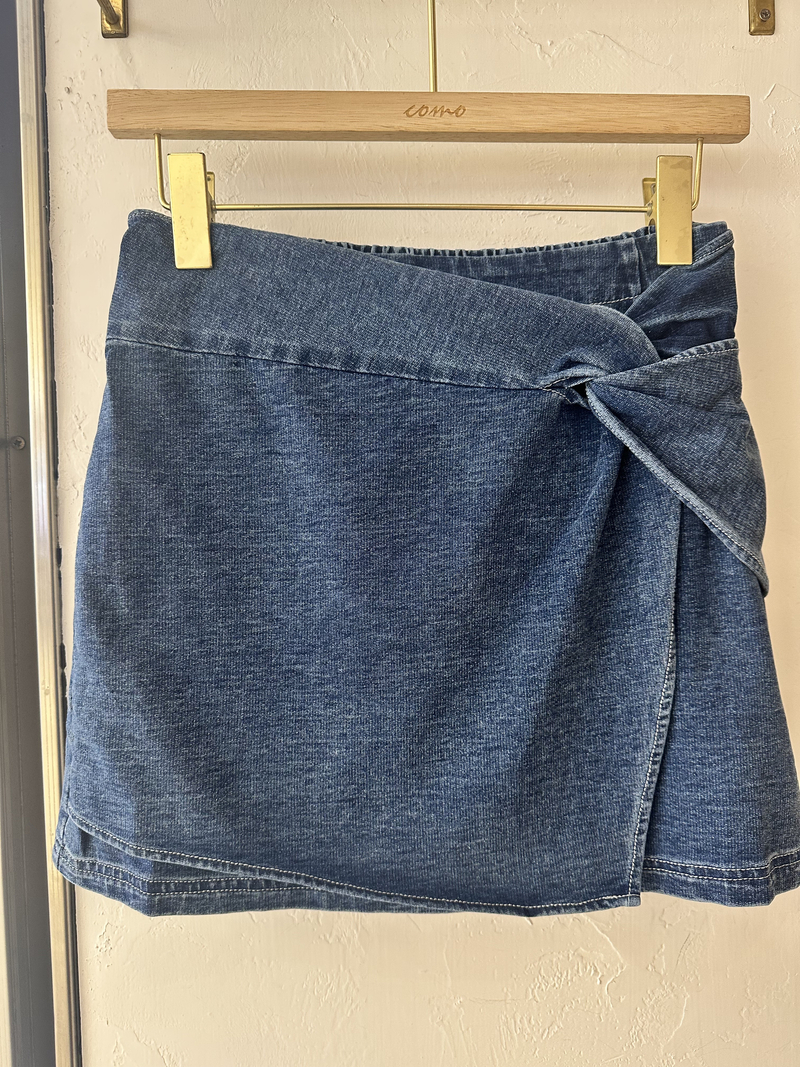 P0639 Demin Skirt